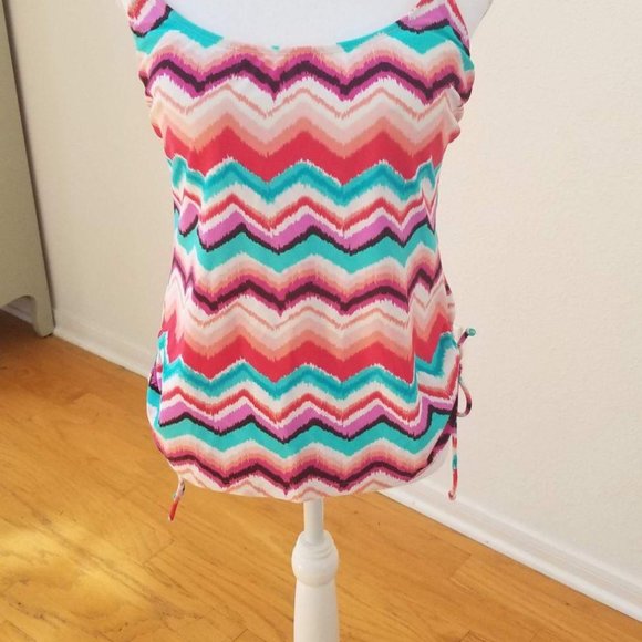 Sweet Escape / 14 / tankini top - Picture 1 of 4